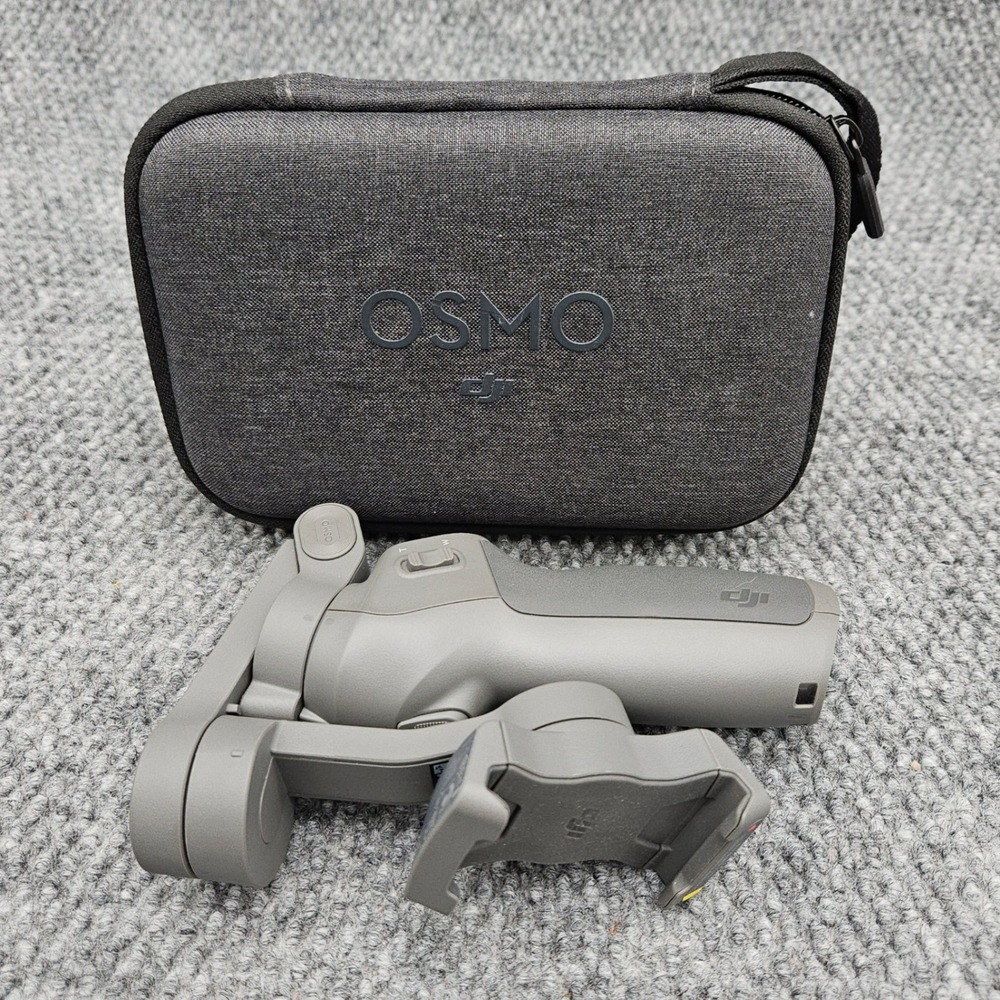 DJI Osmo Mobile 3 Handheld Smartphone Gimbal Stabilizer with Case OF100 (Tested)